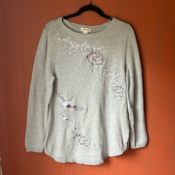 Style & Co. Tops - Style & Co. Gray Embroidered Print Sweater M